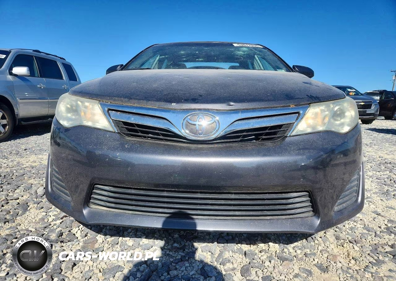 2012 Toyota Camry Le VIN:4T4BF1FKXCR255596 - 5