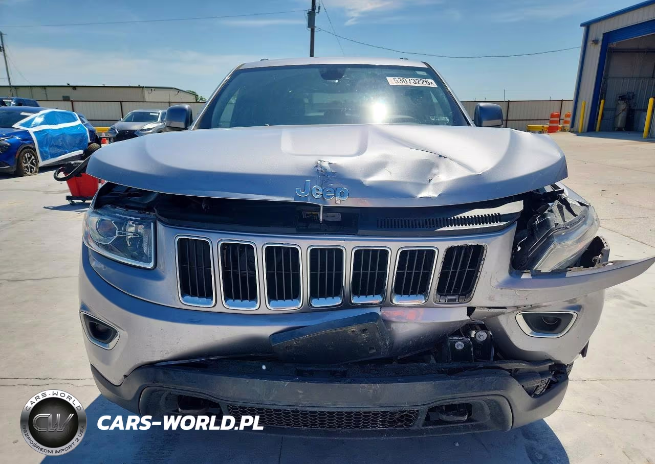 2015 Jeep Grand Cherokee Laredo VIN:1C4RJFAG2FC825256 - 5