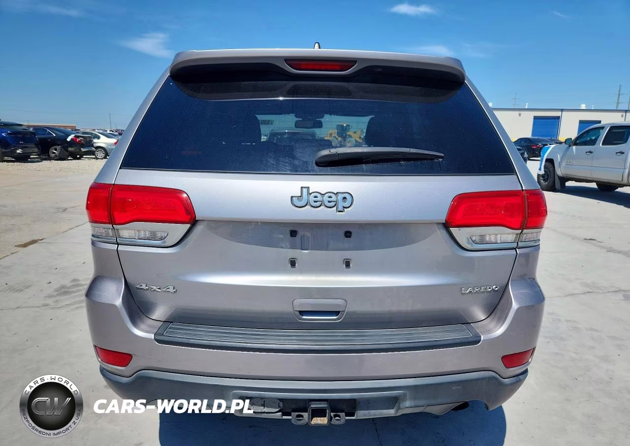 2015 Jeep Grand Cherokee Laredo VIN:1C4RJFAG2FC825256 - 6