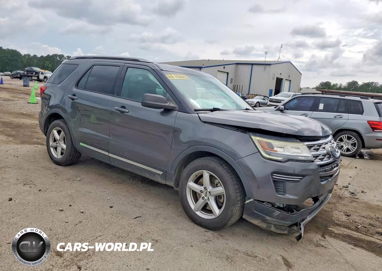 2018 Ford Explorer Xlt VIN:1FM5K7DH8JGB51875 - 4