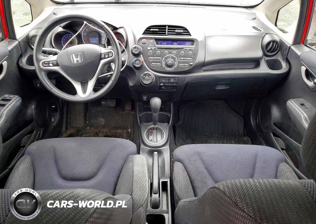 2013 Honda Fit Sport VIN:JHMGE8H59DC031748 - 8