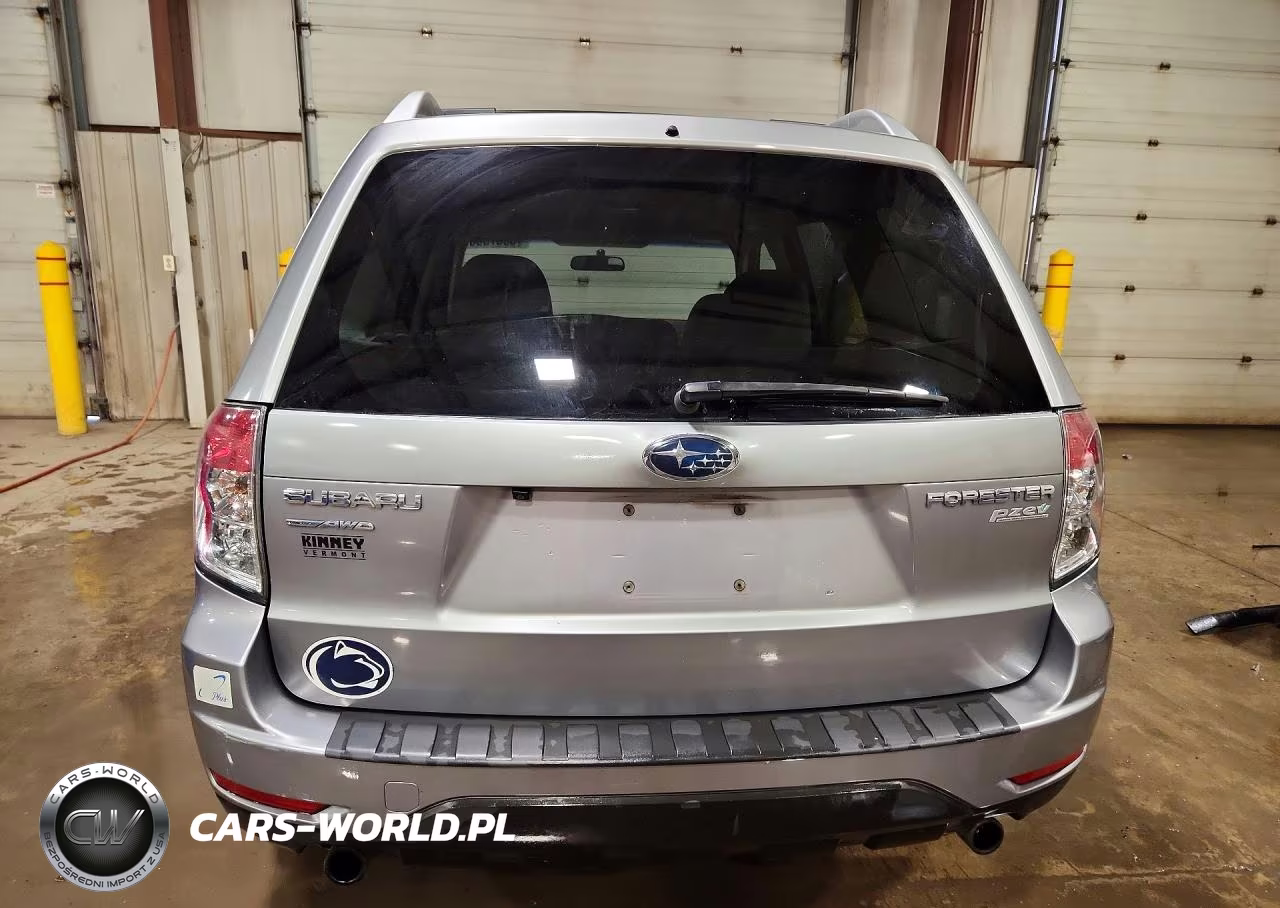 2011 Subaru Forester Touring VIN:JF2SHAGC9BH737288 - 6