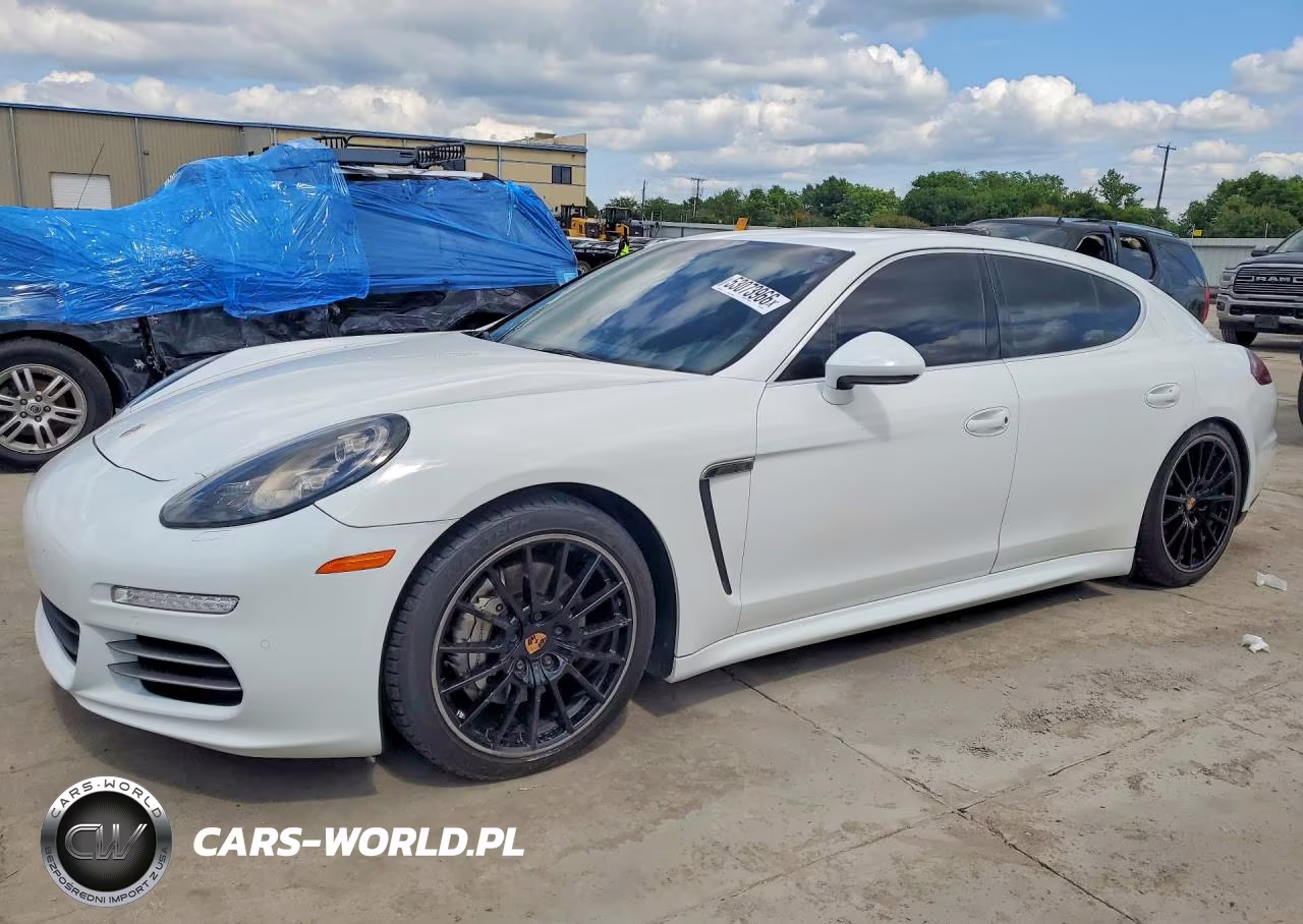 2014 Porsche Panamera S