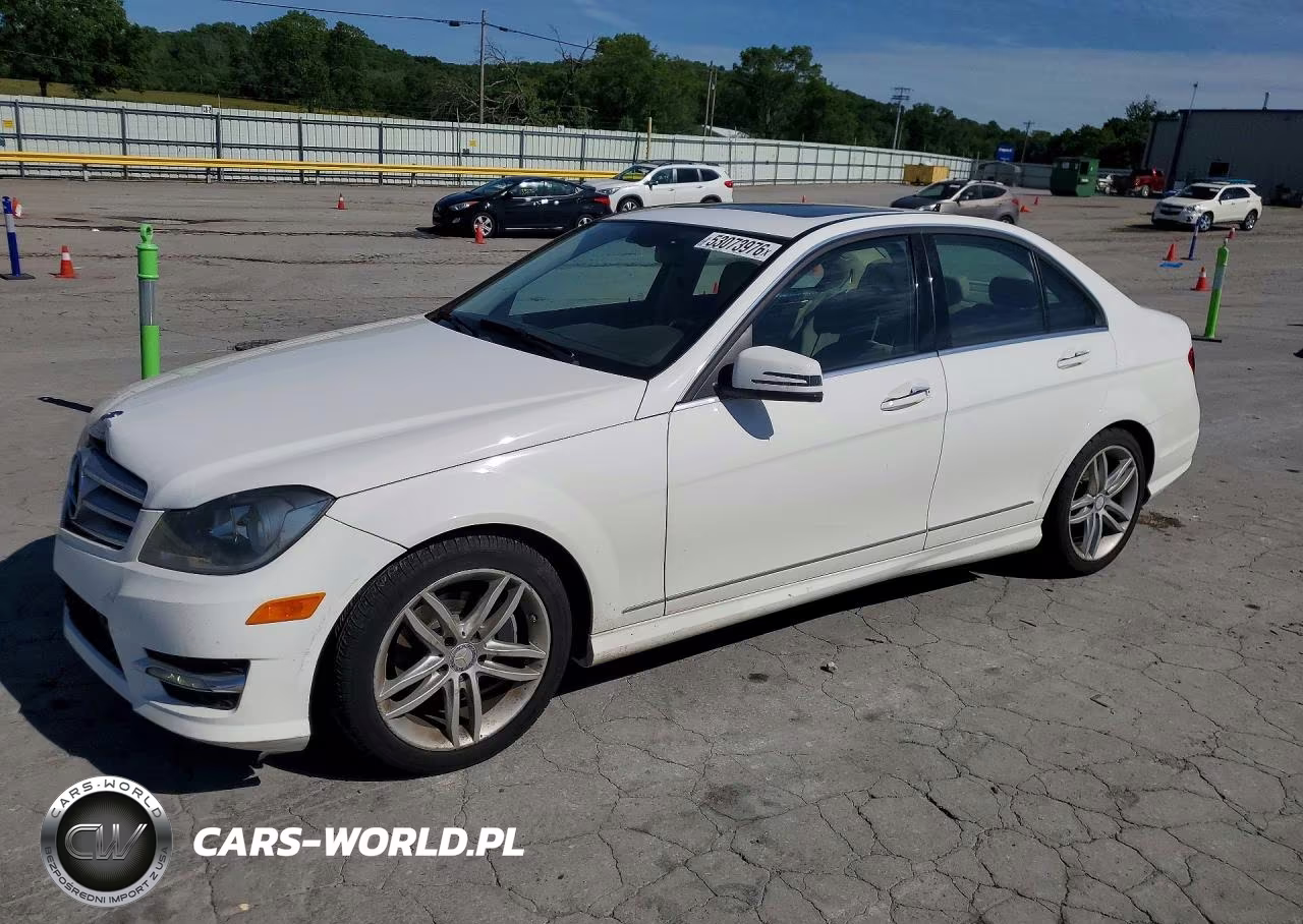 2013 Mercedes-Benz C 250 – zdjęcie 1 z 12