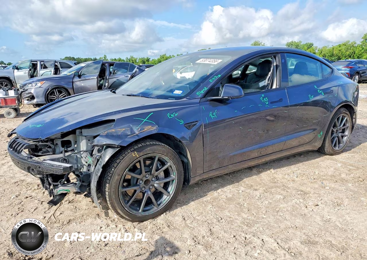 2023 Tesla Model 3 – zdjęcie 1 z 14