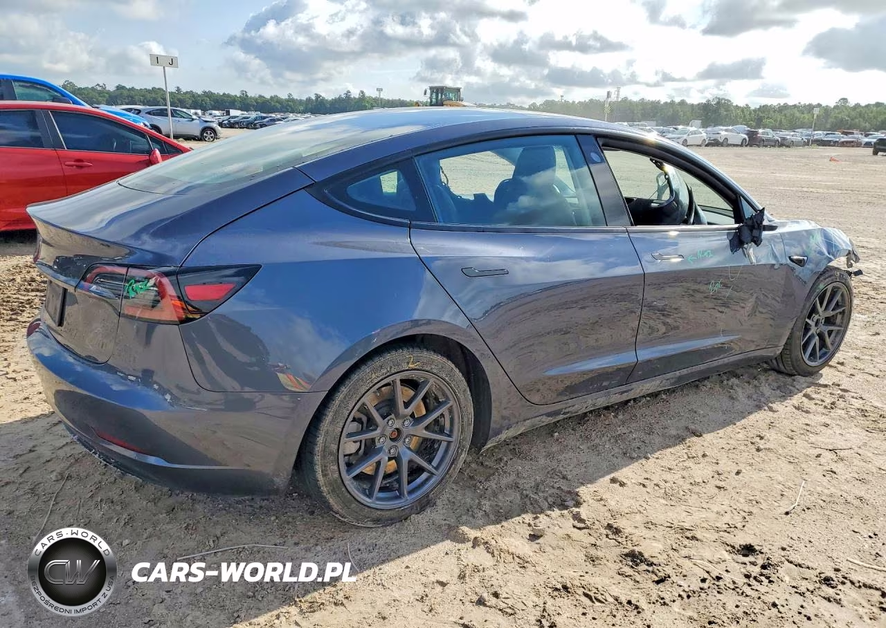 2023 Tesla Model 3 VIN:5YJ3E1EA7PF672168 - 3