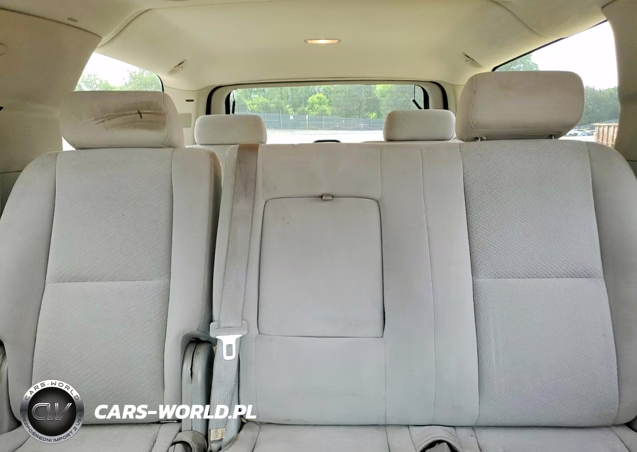 2008 Chevrolet Suburban C1500 Ls VIN:1GNFC16J38J211715 - 10