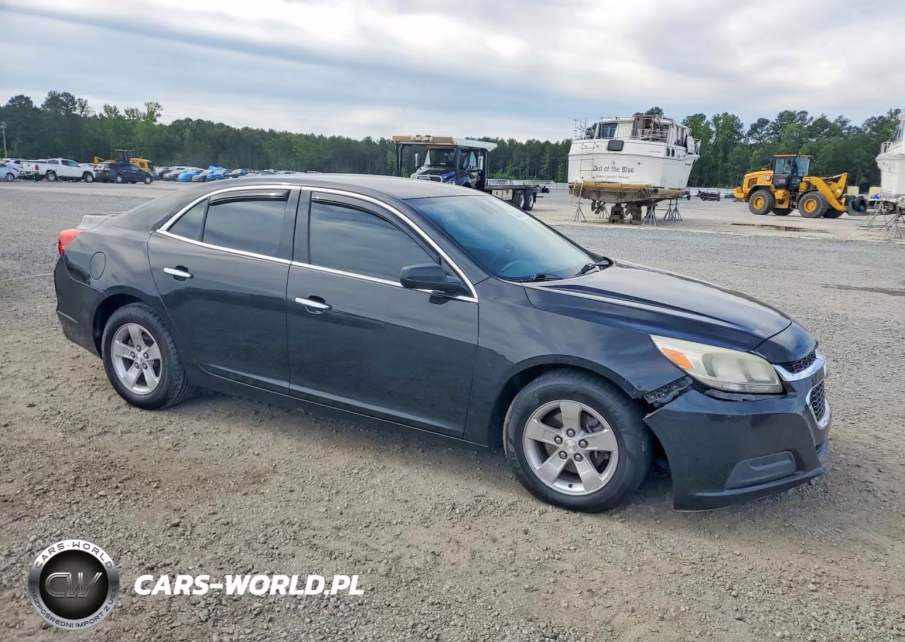 2014 Chevrolet Malibu Ls VIN:1G11B5SL2EF158145 - 4