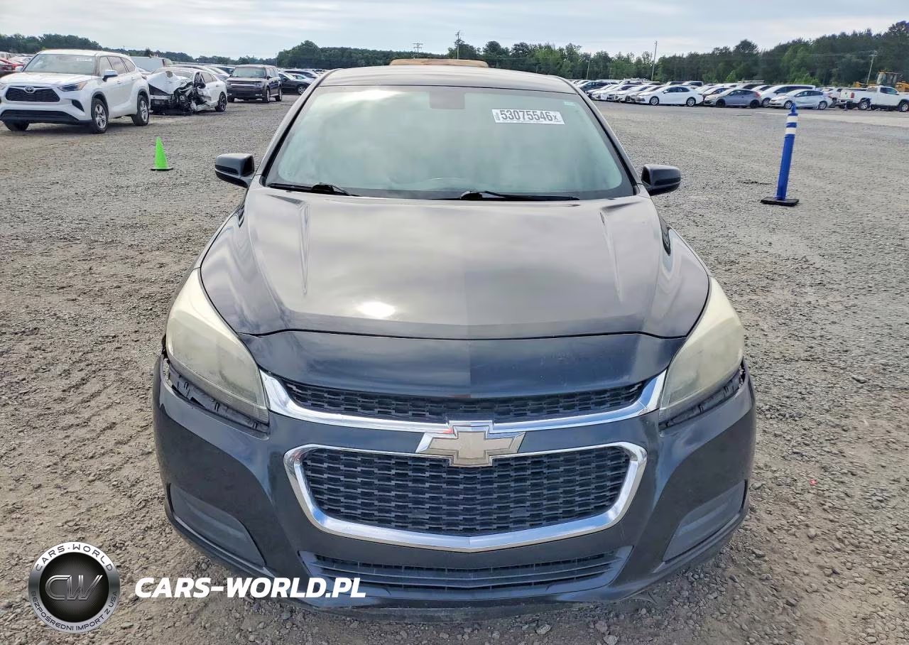 2014 Chevrolet Malibu Ls VIN:1G11B5SL2EF158145 - 5