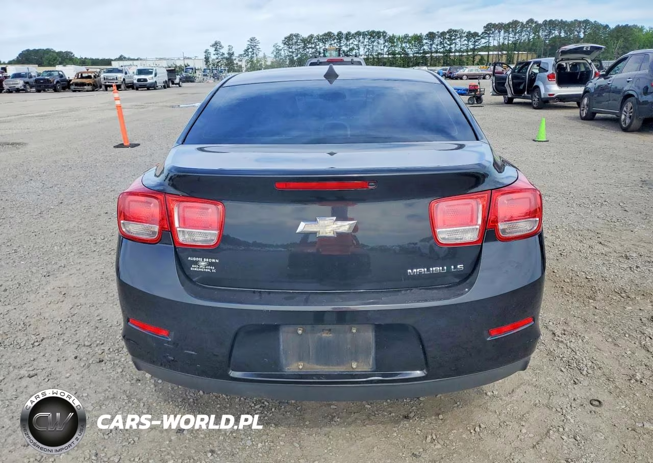 2014 Chevrolet Malibu Ls VIN:1G11B5SL2EF158145 - 6