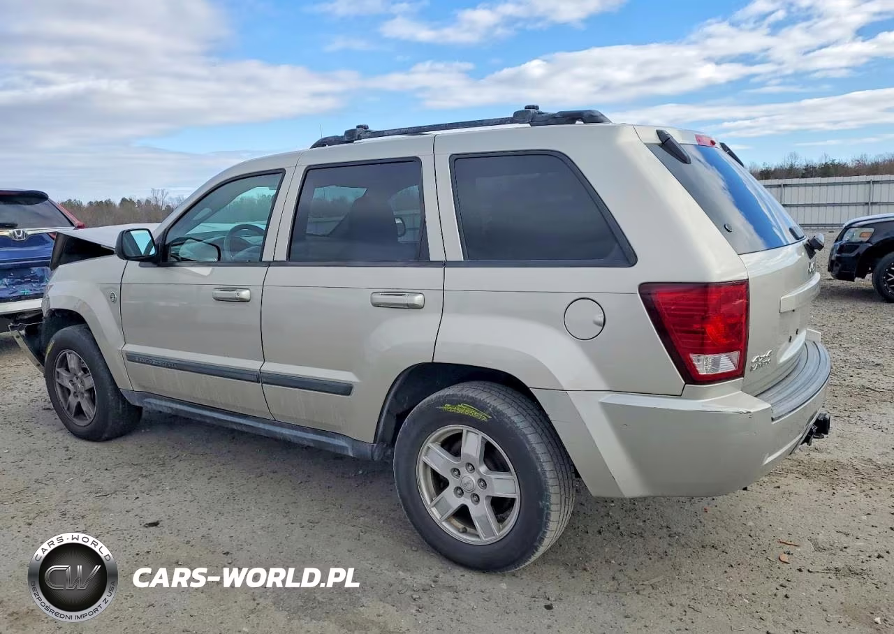 2007 Jeep Grand Cherokee Laredo VIN:1J8HR48P77C555336 - 2