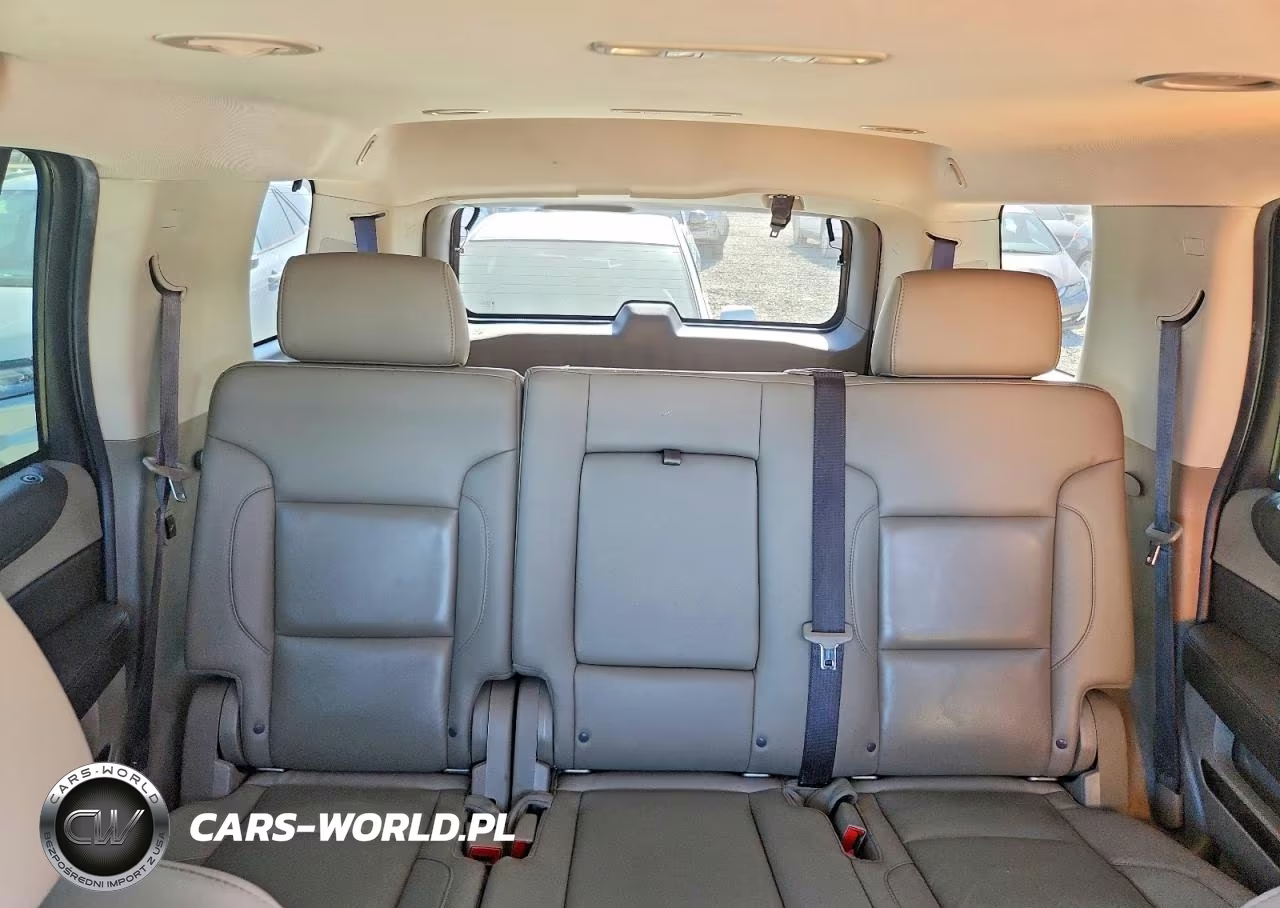 2019 Chevrolet Tahoe C1500 VIN:1GNSKBKC3KR223161 - 10