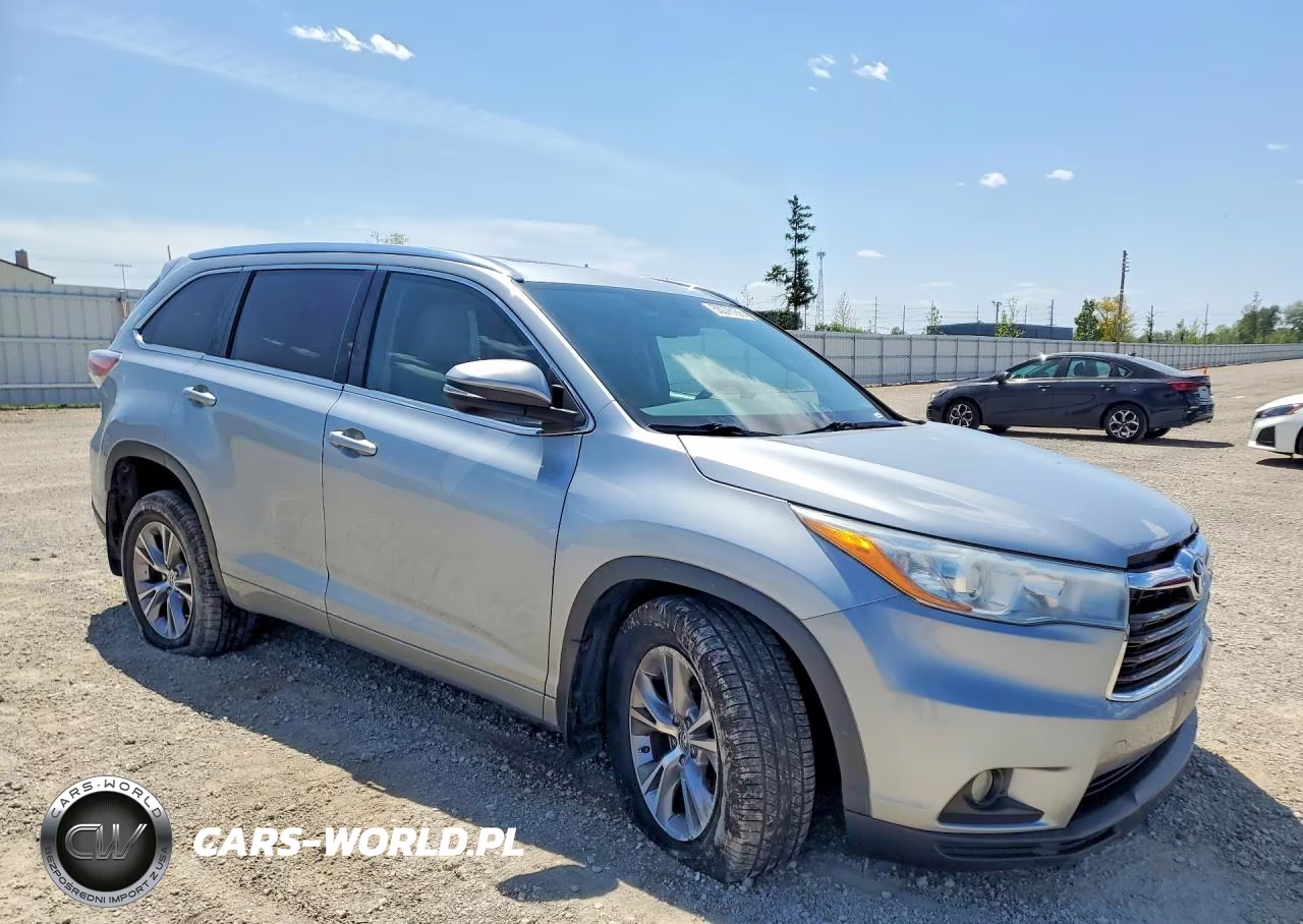 2015 Toyota Highlander Xle VIN:5TDJKRFH1FS220849 - 4