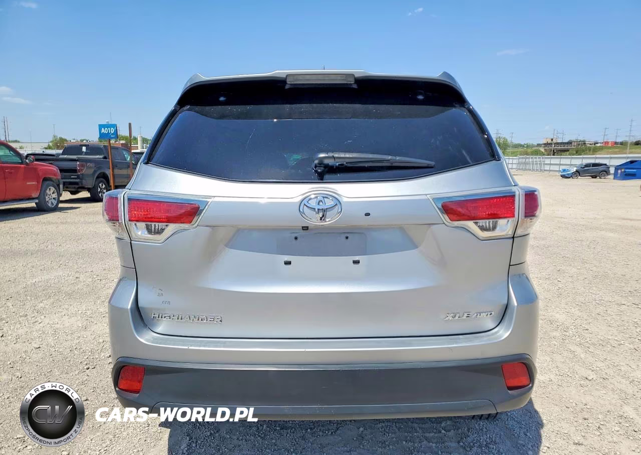 2015 Toyota Highlander Xle VIN:5TDJKRFH1FS220849 - 6