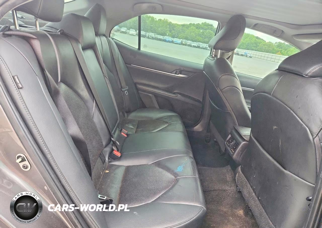 2020 Toyota Camry Xse VIN:4T1K61AK3LU857452 - 10