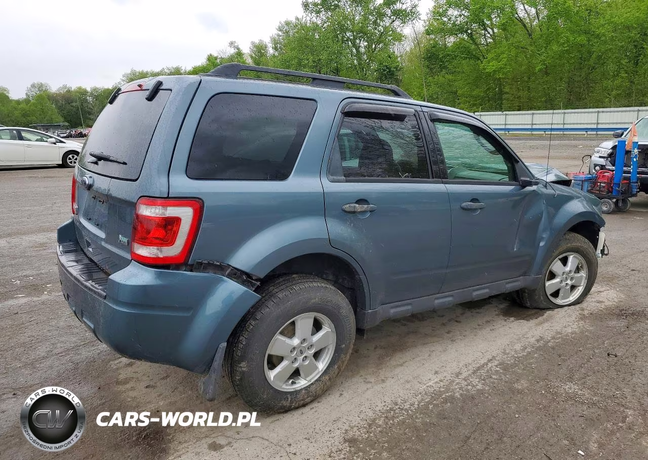 2012 Ford Escape Xlt VIN:1FMCU9DGXCKC39783 - 3