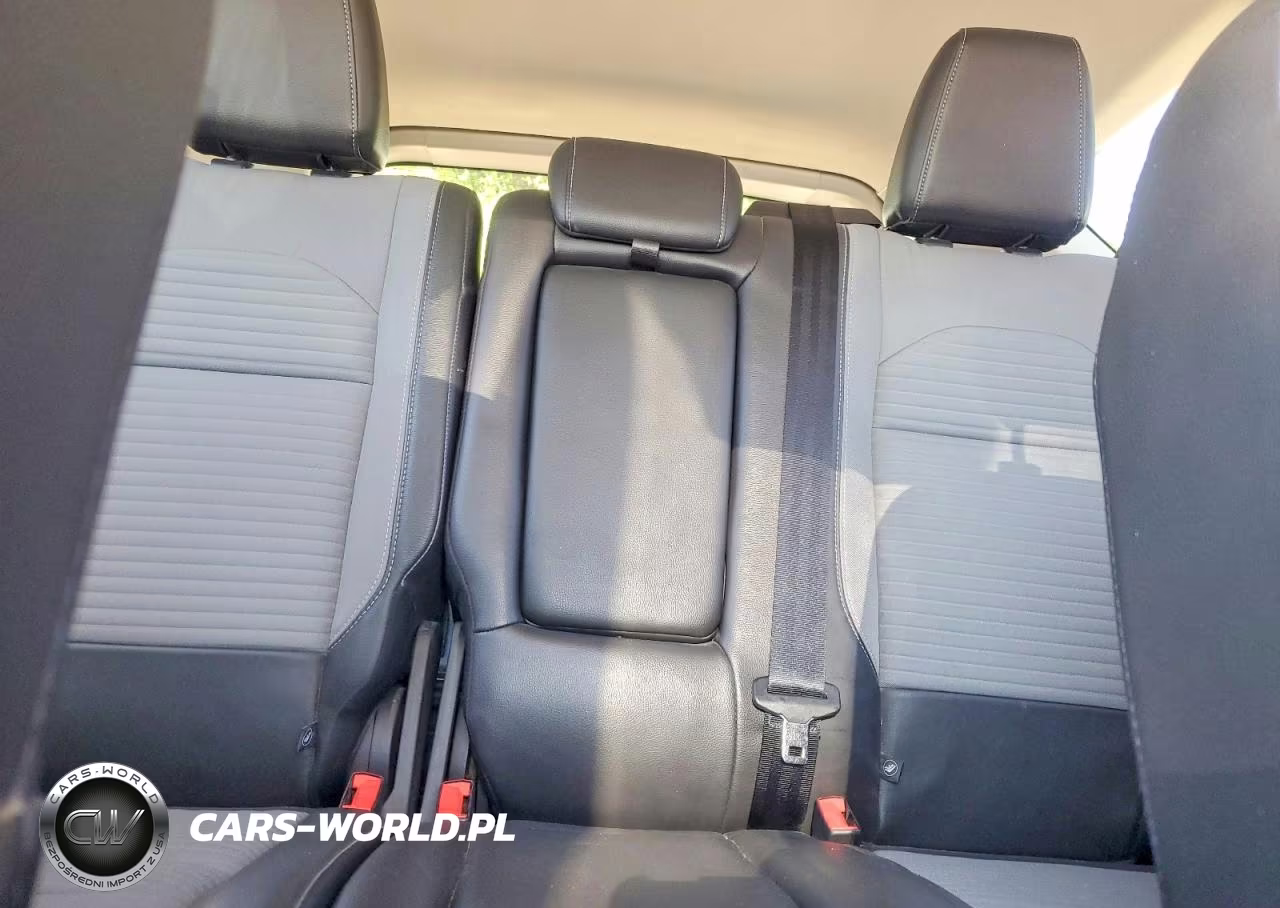 2017 Ford Escape VIN:1FMCU0GD7HUA47567 - 10