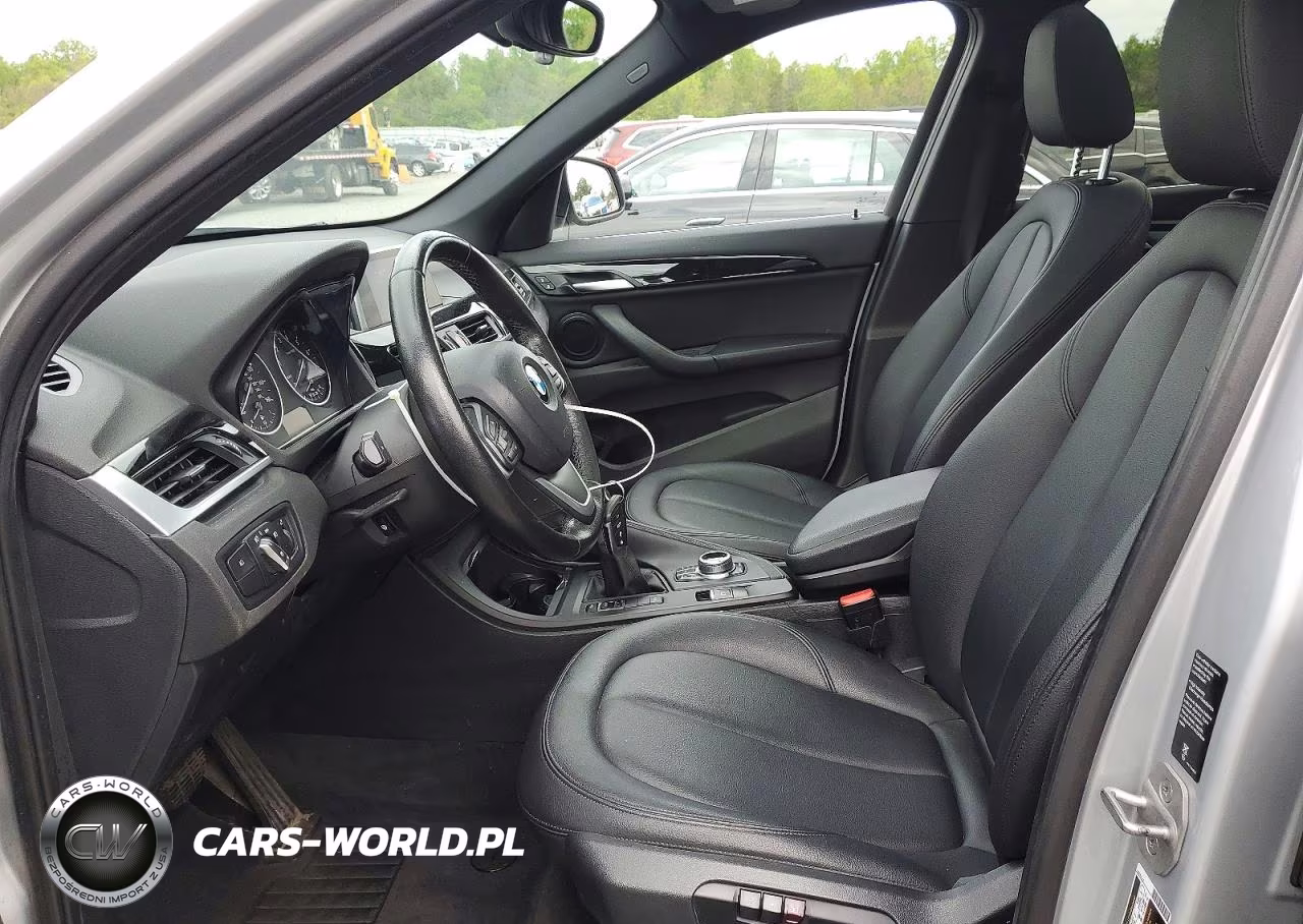 2018 BMW X1 xDrive28I VIN:WBXHT3C36J5F93195 - 7