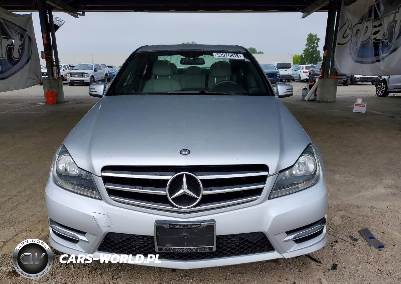2014 Mercedes-Benz C 250 VIN:WDDGF4HB5EA964529 - 5