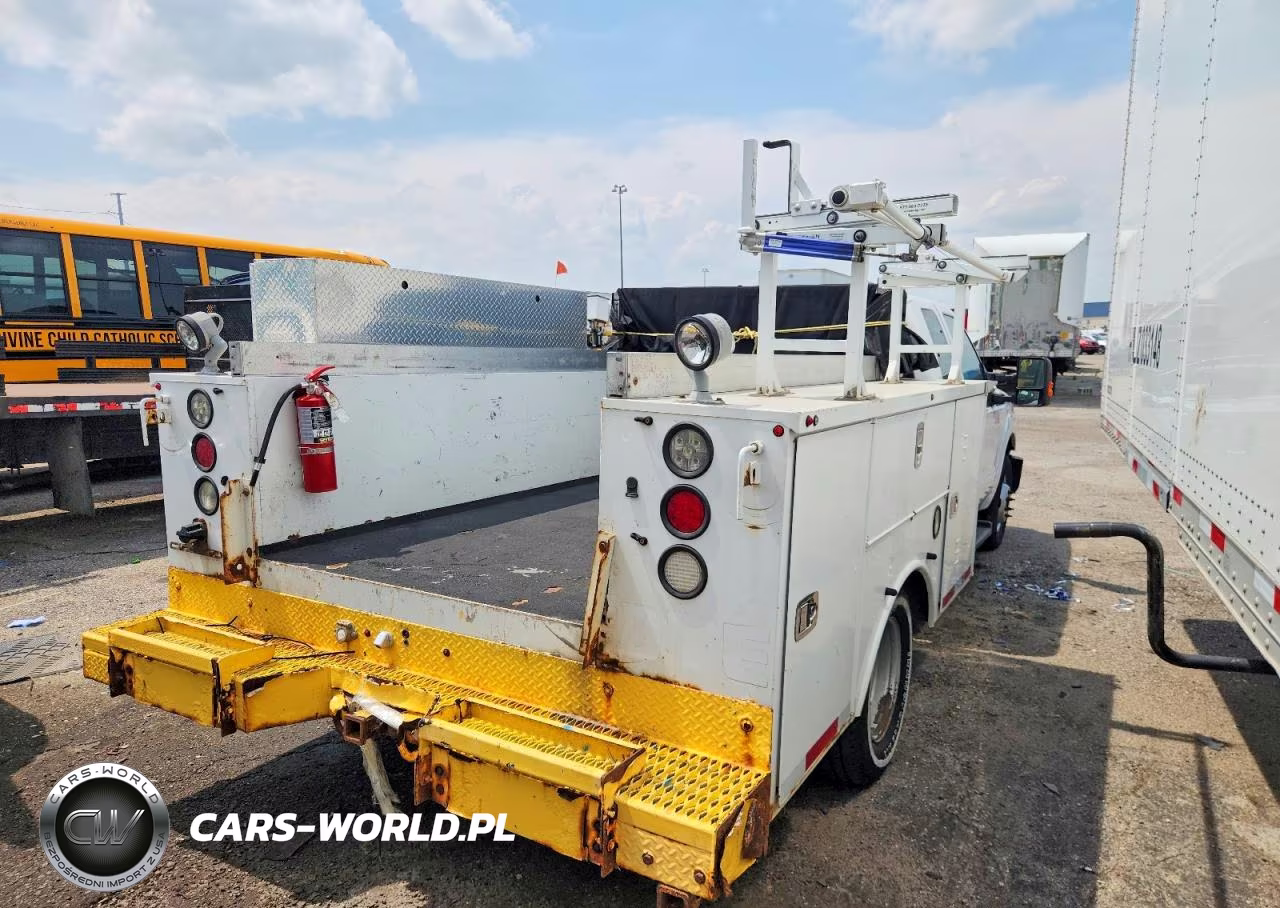 2013 Ford F350 Super Duty VIN:1FD8X3G6XDEB46596 - 4