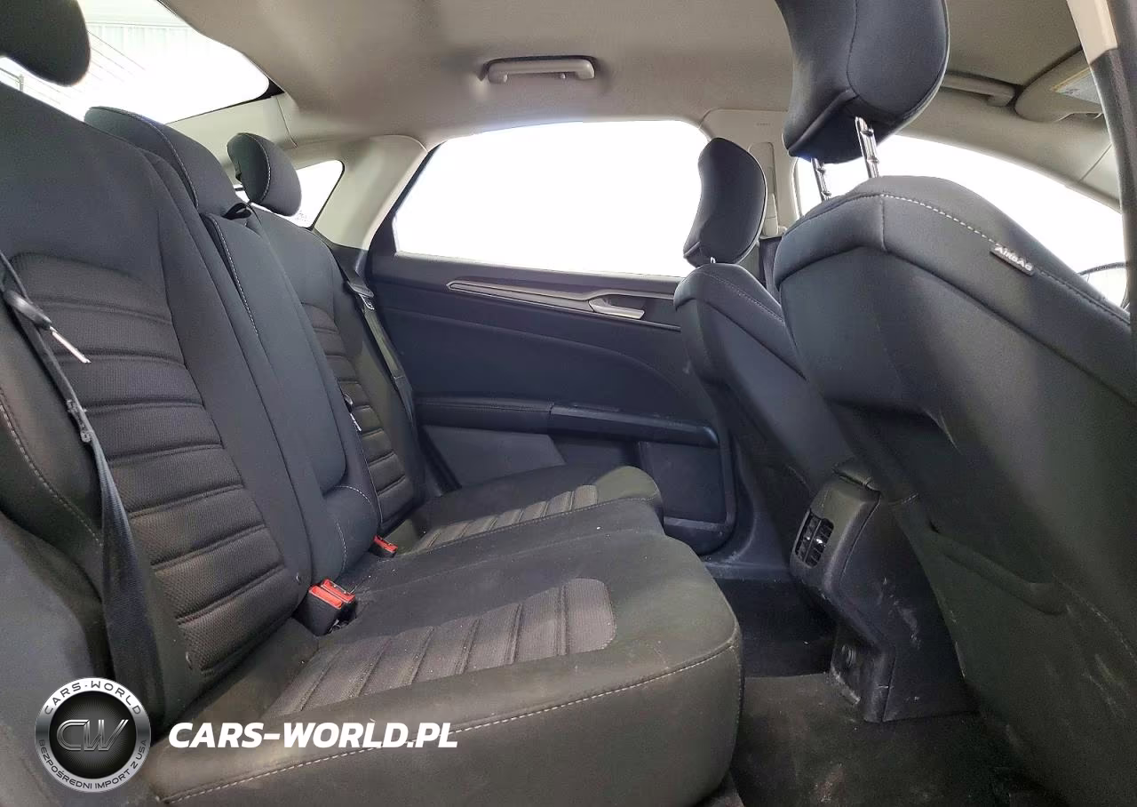 2018 Ford Fusion Se VIN:3FA6P0H78JR225510 - 10