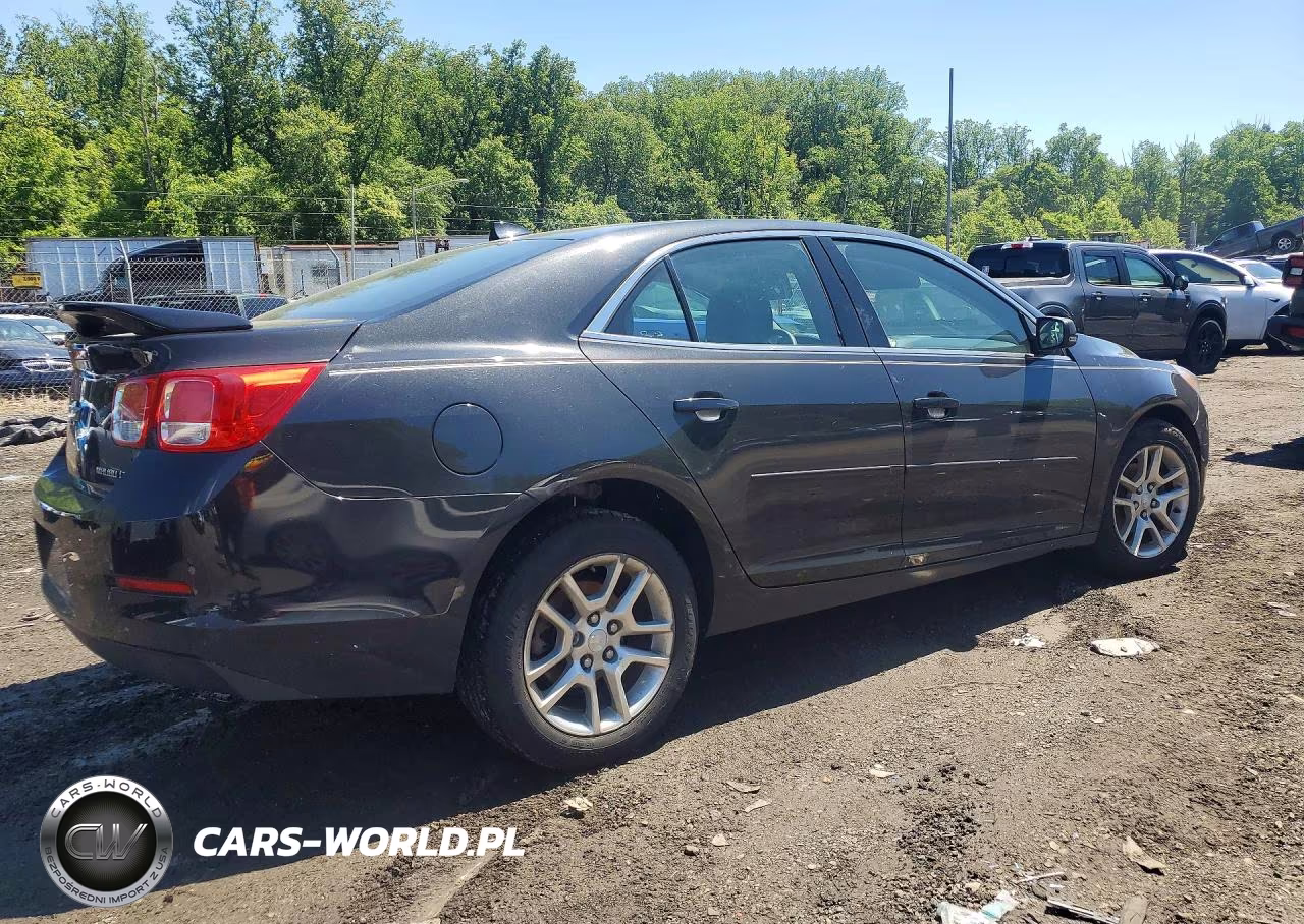 2013 Chevrolet Malibu 1Lt VIN:1G11C5SA2DF205796 - 3