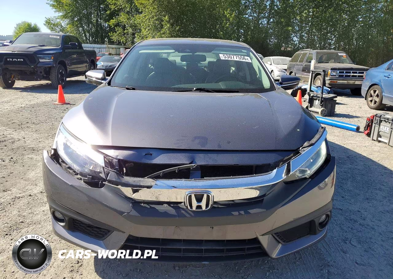 2016 Honda Civic Touring VIN:2HGFC1F99GH637568 - 5