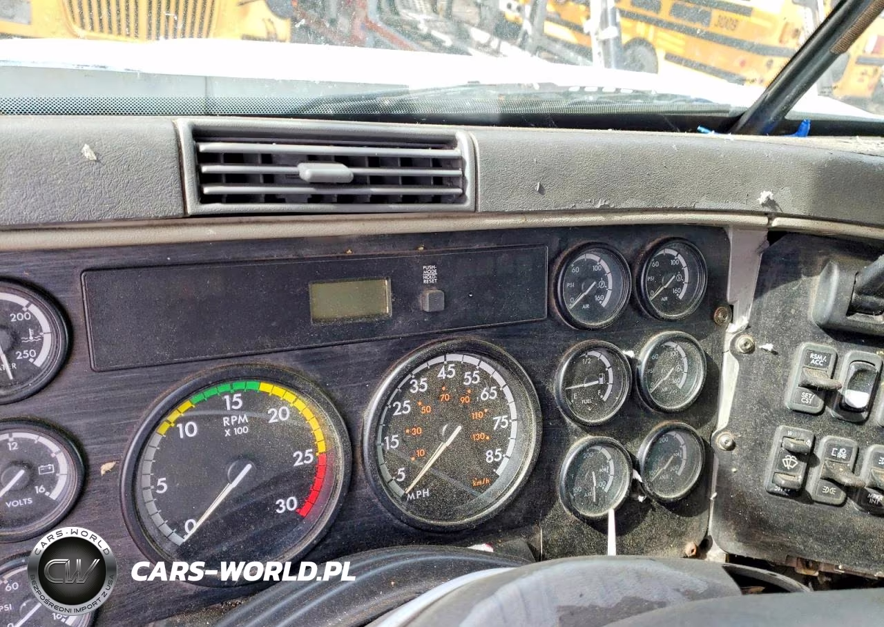 2005 Freightliner Conventional Columbia VIN:1FUJA6CV15PU00281 - 8