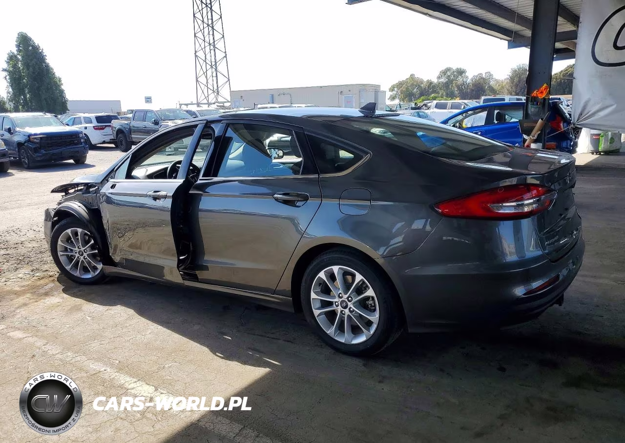 2020 Ford Fusion Se VIN:3FA6P0LU3LR114119 - 2
