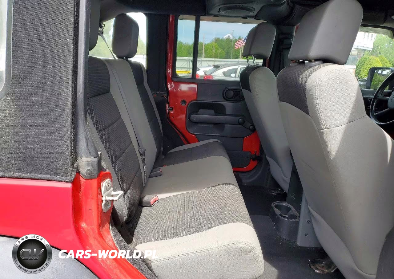 2007 Jeep Wrangler X VIN:1J4GA39187L107227 - 10