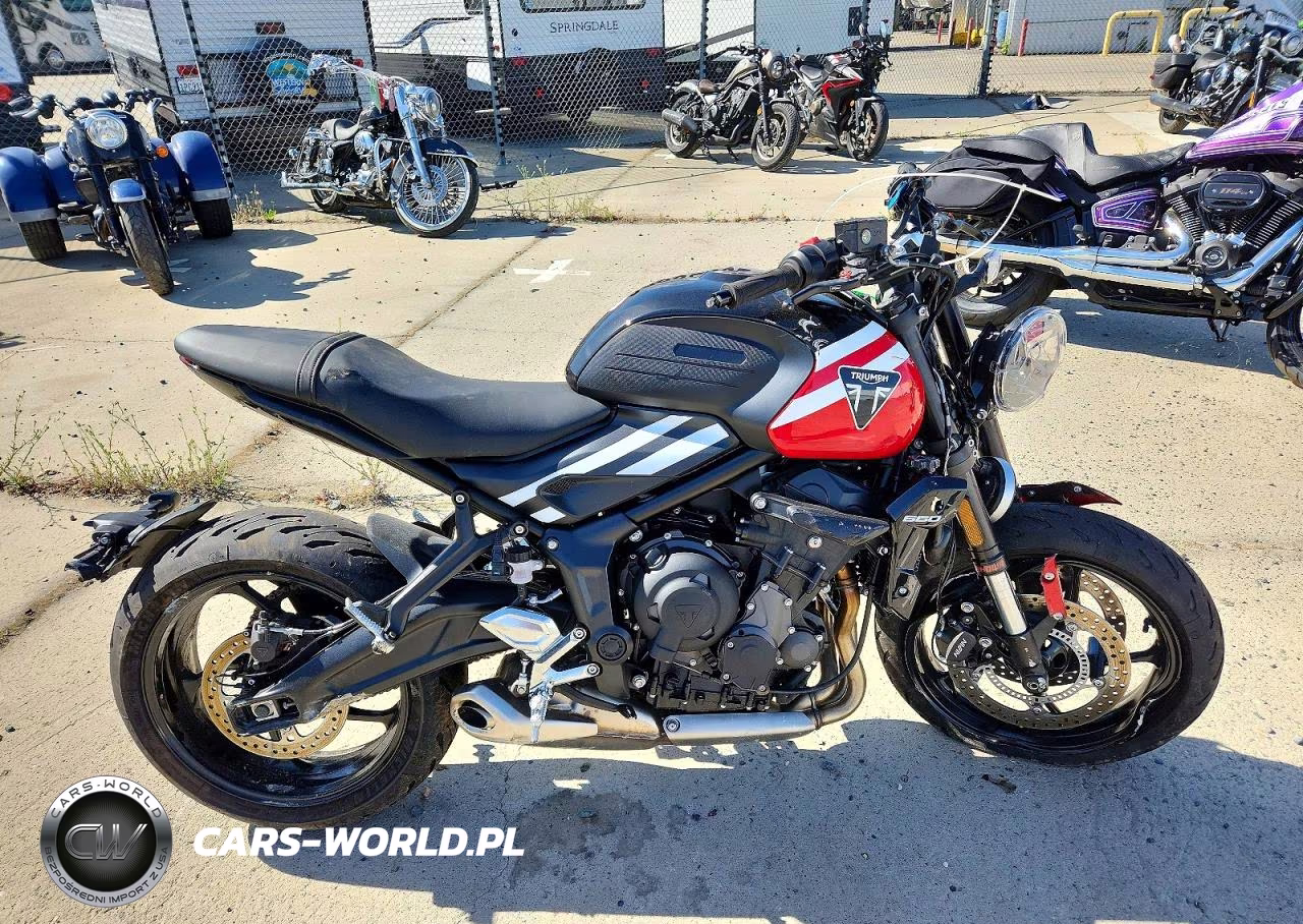2025 Triumph Motorcycle Trident 660