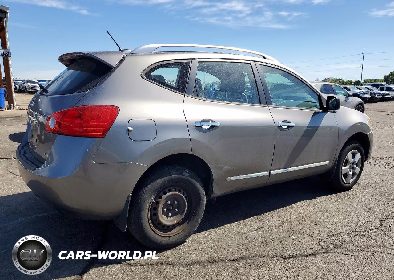 2014 Nissan Rogue Select S VIN:JN8AS5MV6EW715939 - 3
