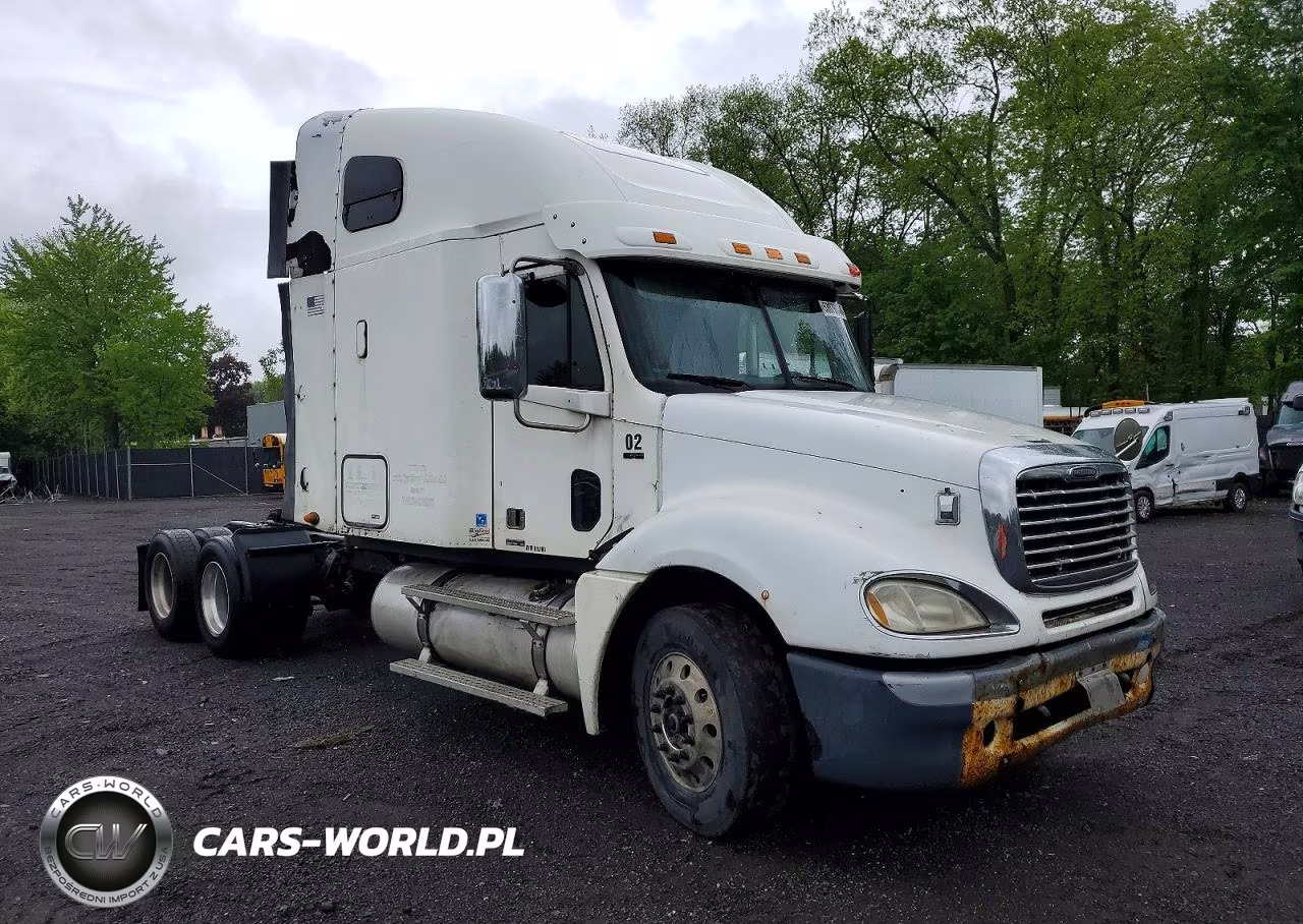 2007 Freightliner Columbia 120 Semi Truck