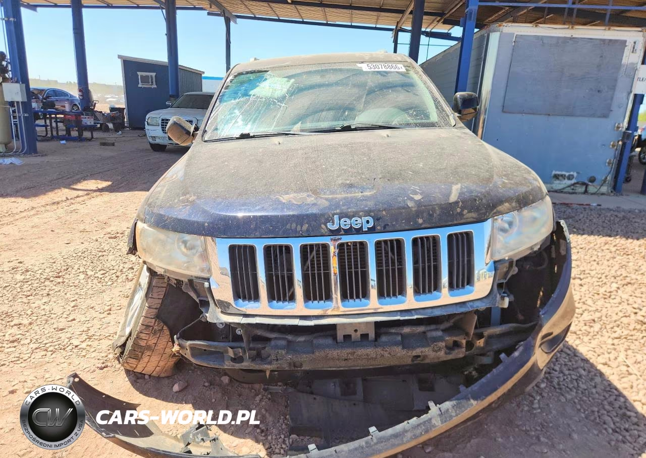 2011 Jeep Grand Cherokee Laredo VIN:1J4RS4GG4BC704256 - 5