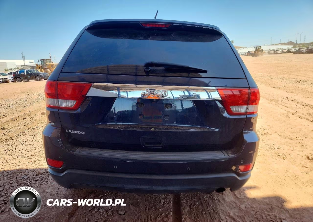 2011 Jeep Grand Cherokee Laredo VIN:1J4RS4GG4BC704256 - 6