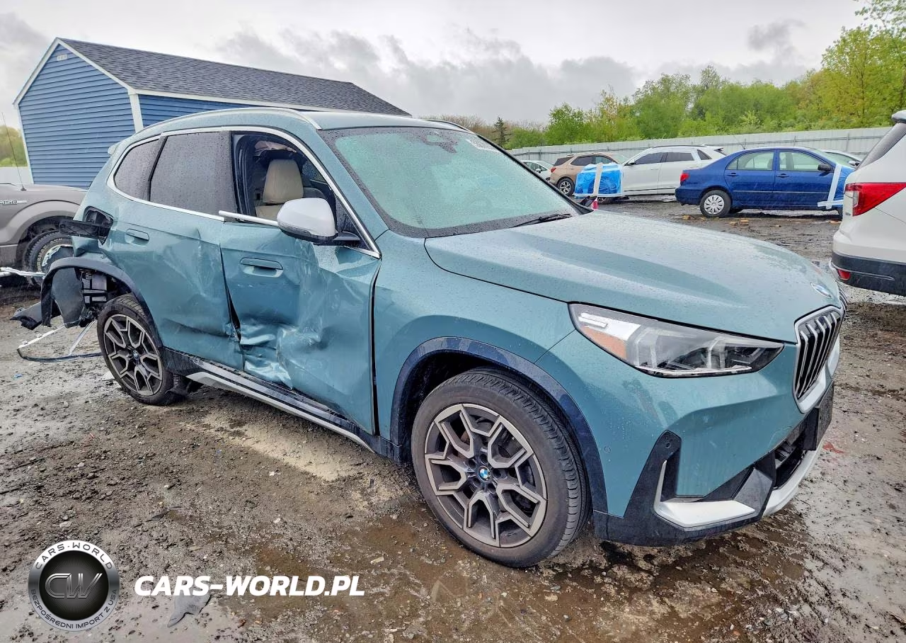 2024 BMW X1 xDrive VIN:WBX73EF09R5Y38413 - 4