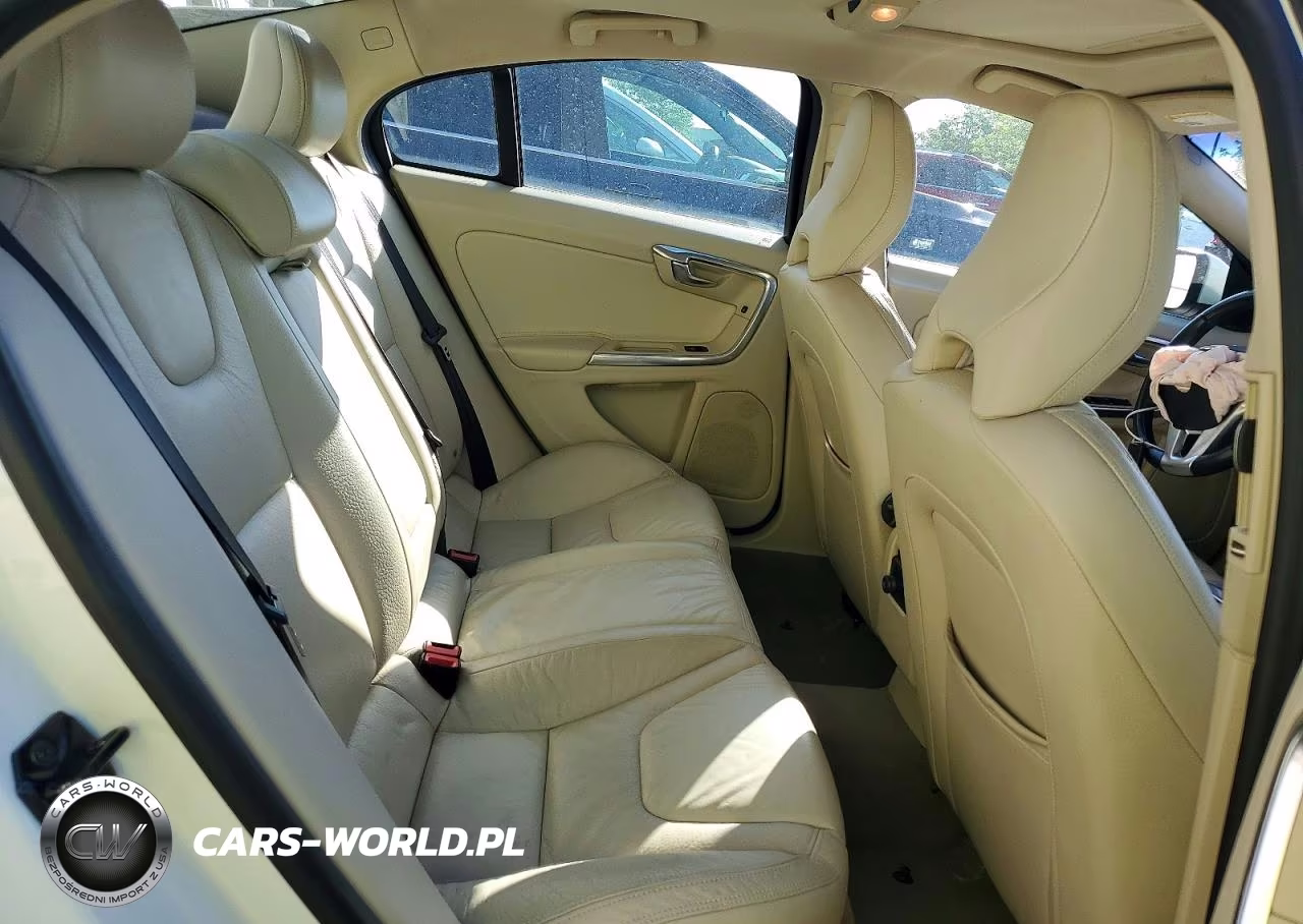 2013 Volvo S60 T5 VIN:YV1612FS2D1209925 - 10