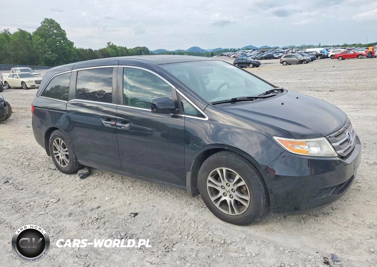 2013 Honda Odyssey Exl VIN:5FNRL5H62DB075956 - 4