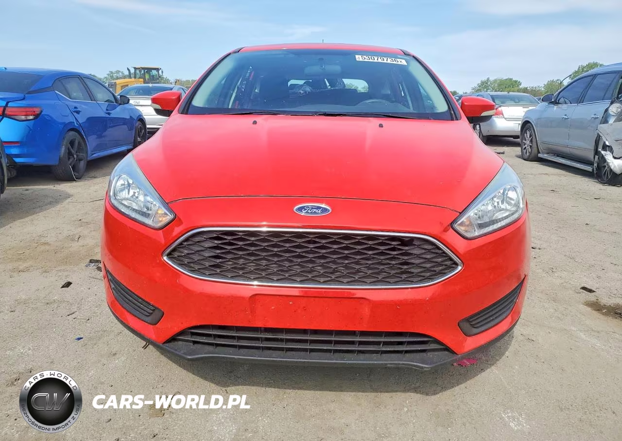 2016 Ford Focus Se VIN:1FADP3K24GL242849 - 5
