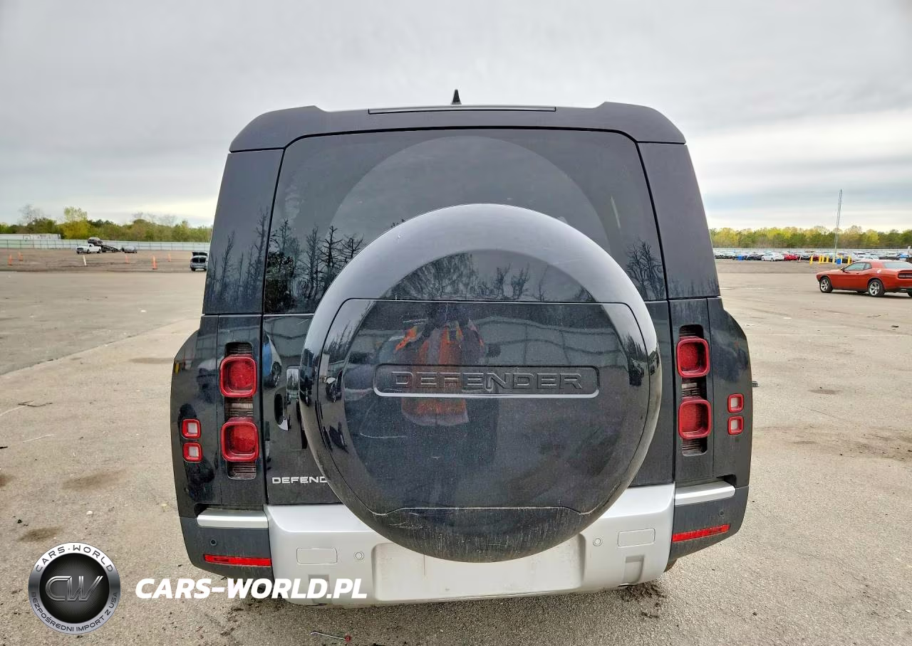 2025 Land Rover Defender 130 S VIN:SALEJFFU2S2406524 - 6
