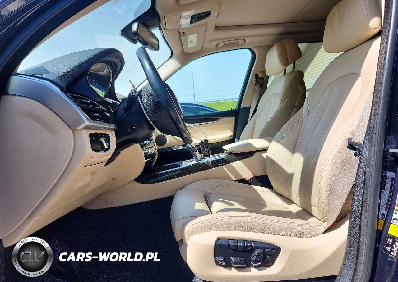 2016 BMW X5 xDrive50I VIN:5UXKR6C50G0J81358 - 7