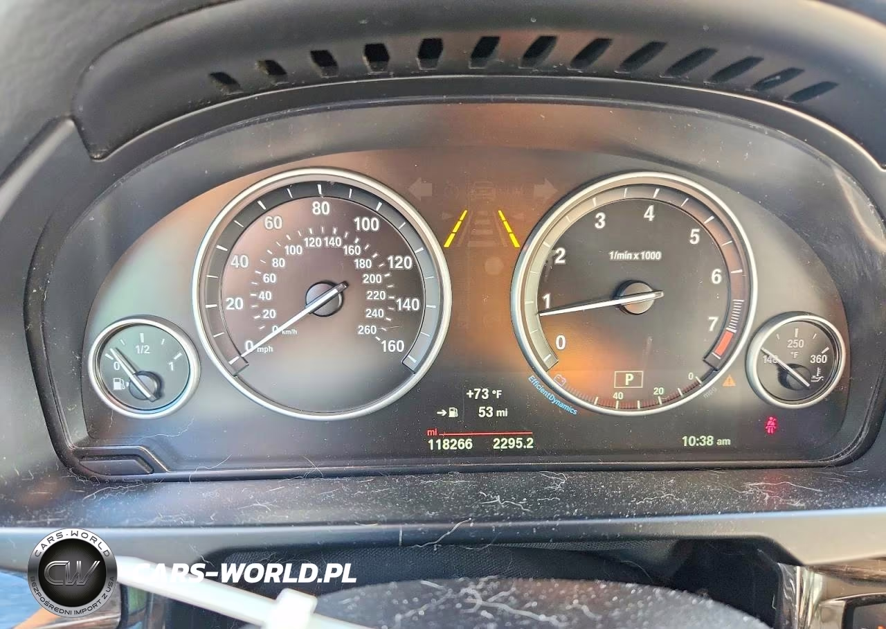 2016 BMW X5 xDrive50I VIN:5UXKR6C50G0J81358 - 9