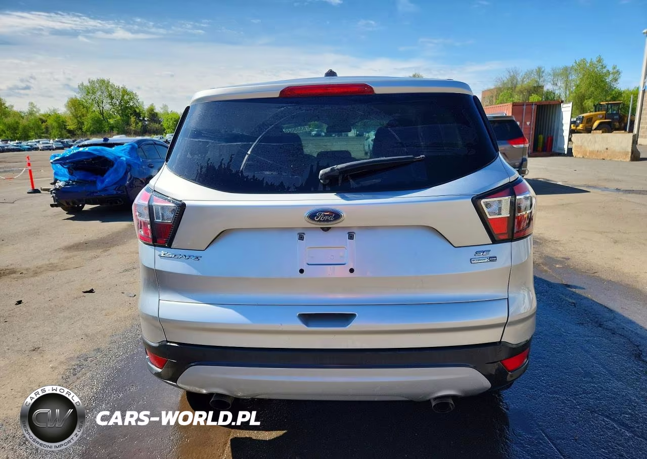 2017 Ford Escape Se VIN:1FMCU9GD8HUE18451 - 6