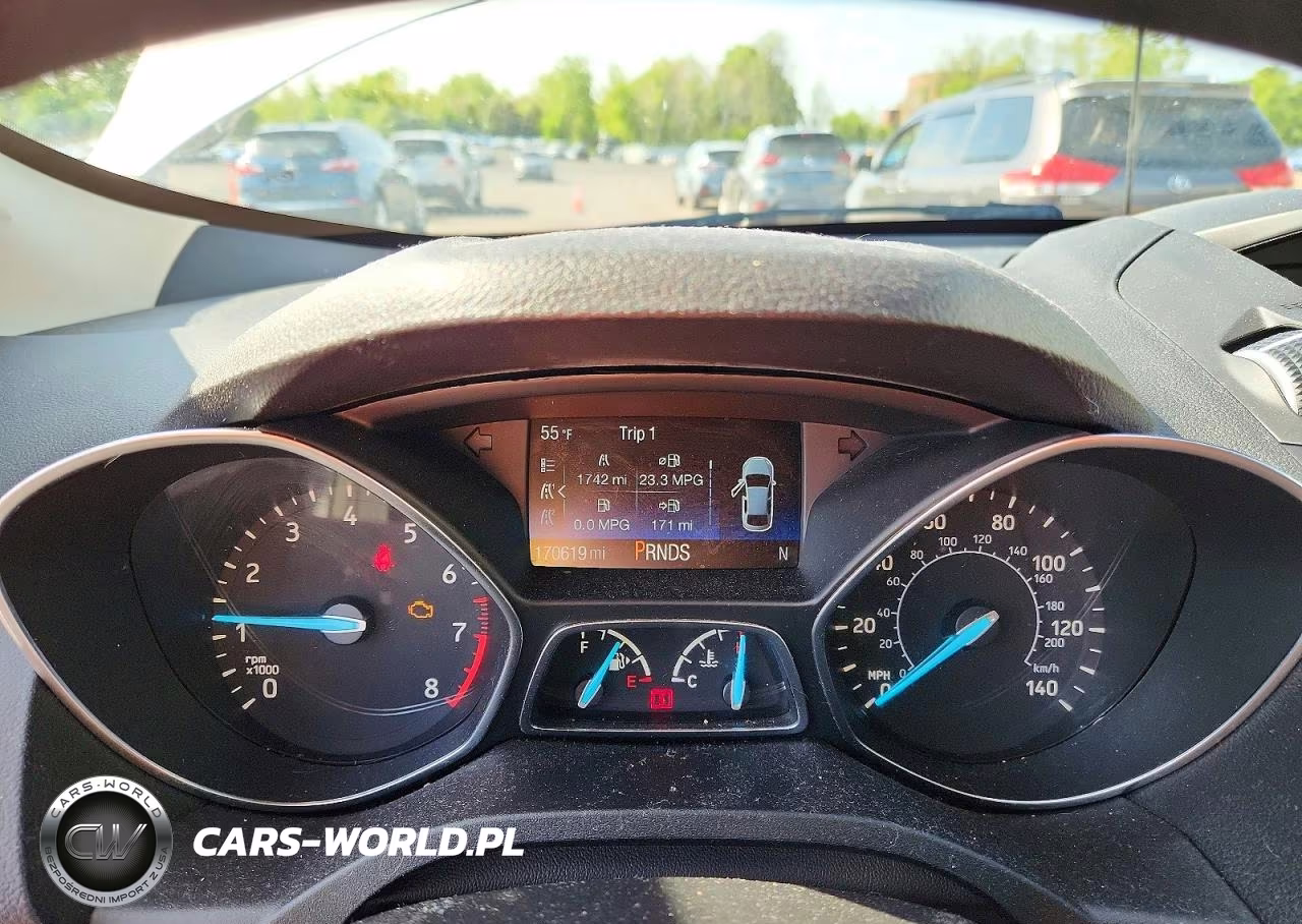 2017 Ford Escape Se VIN:1FMCU9GD8HUE18451 - 9
