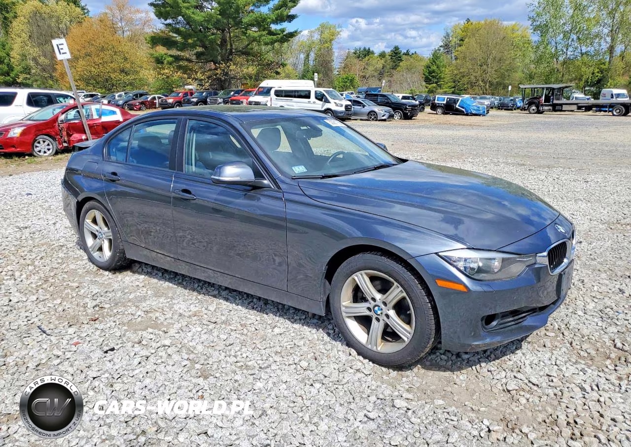2013 BMW 328 Xi VIN:WBA3B3G50DNR80765 - 4
