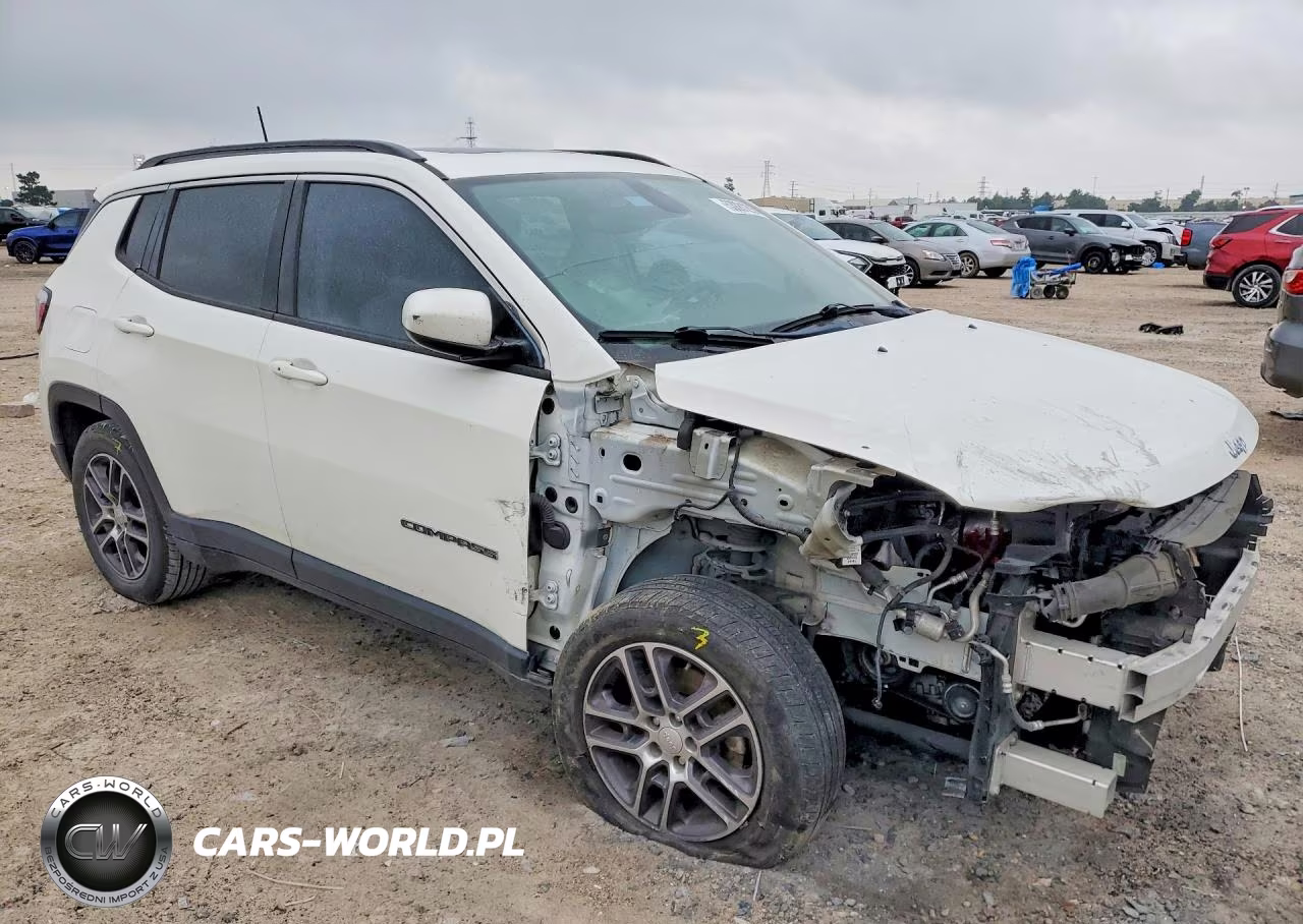 2020 Jeep Compass Latitude VIN:3C4NJCBB1LT142979 - 4