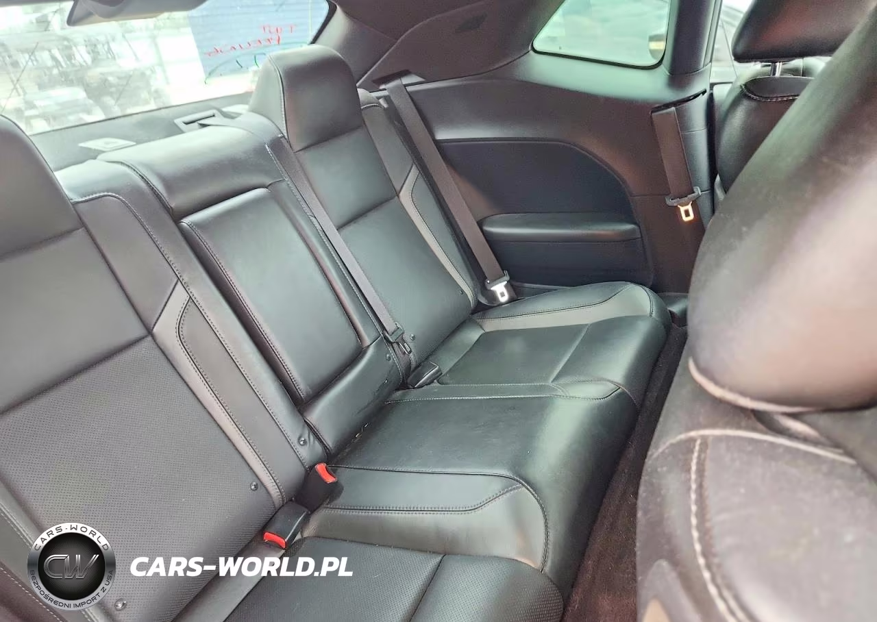 2018 Dodge Challenger Sxt VIN:2C3CDZAG1JH314579 - 10