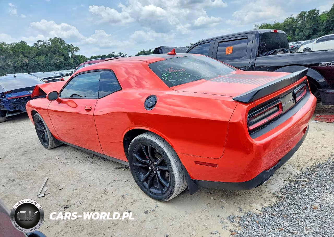 2018 Dodge Challenger Sxt VIN:2C3CDZAG1JH314579 - 2