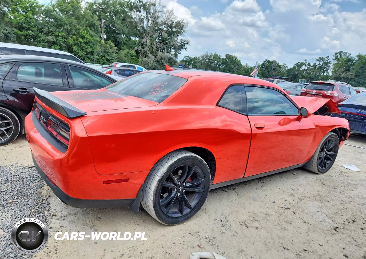 2018 Dodge Challenger Sxt VIN:2C3CDZAG1JH314579 - 3