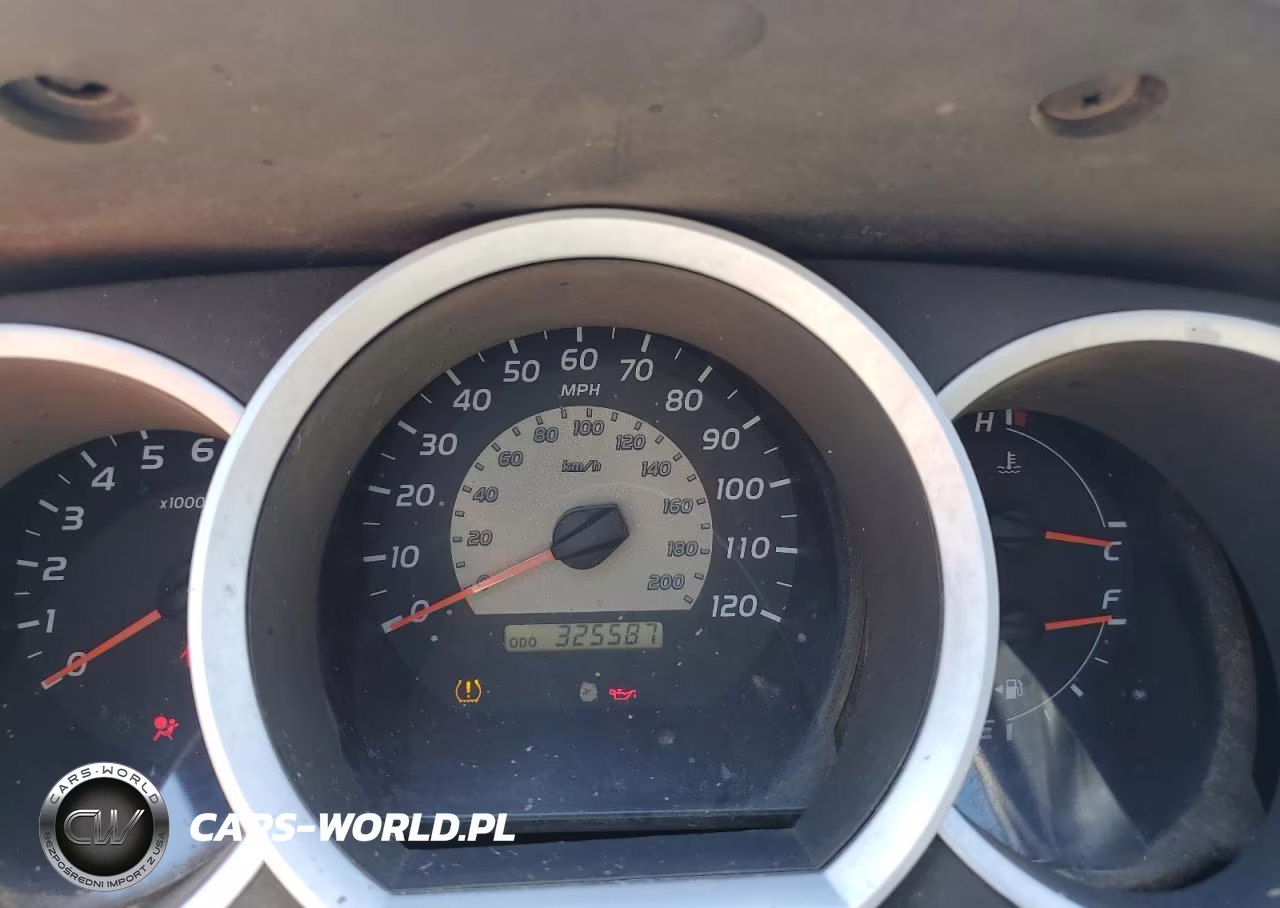 TOYOTA TACOMA DOU VIN:5TELU42N67Z375869 - 9